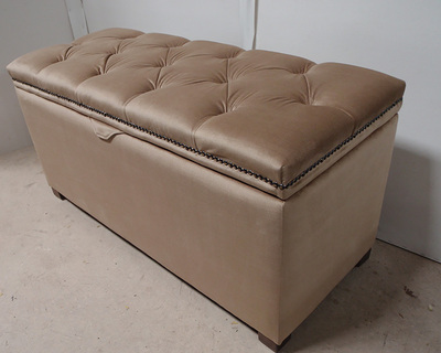 George blanket box